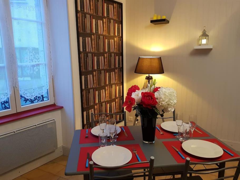 Le Refuge Des Corderies Apartment Блоа Екстериор снимка