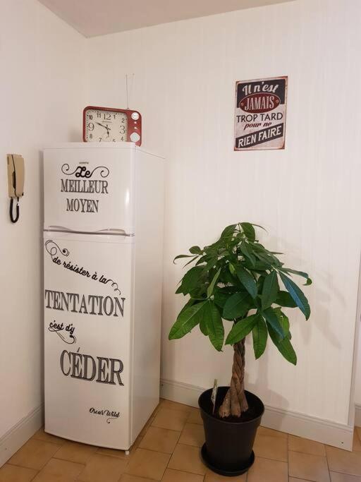 Le Refuge Des Corderies Apartment Блоа Екстериор снимка